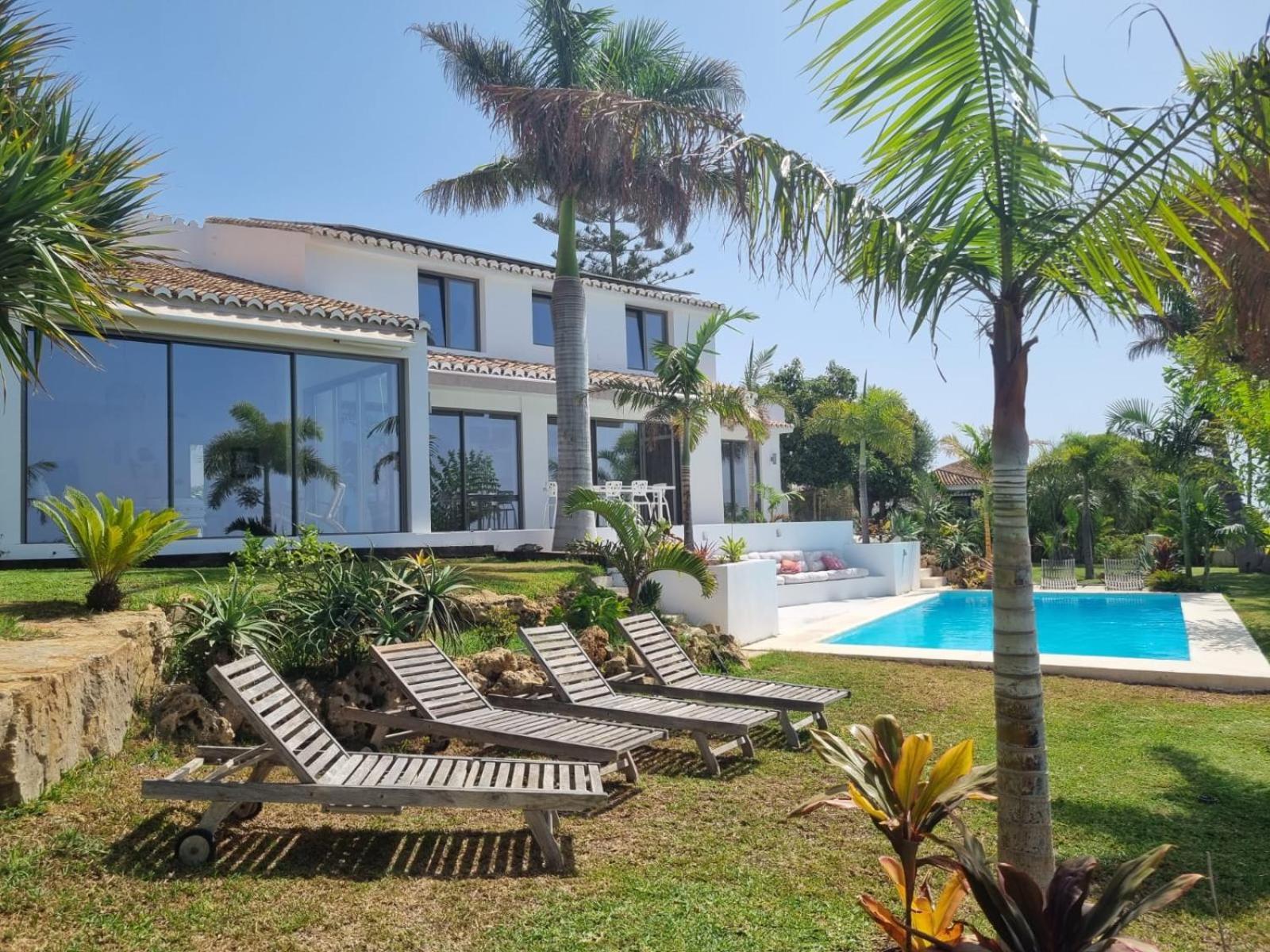 Bed & Breakfast In Villa Eden Palm Беналмадена Екстериор снимка