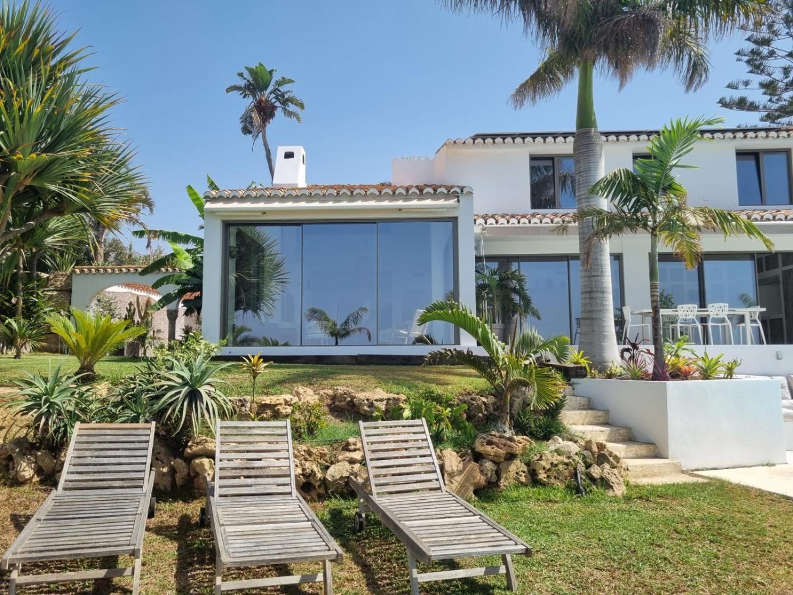 Bed & Breakfast In Villa Eden Palm Беналмадена Екстериор снимка